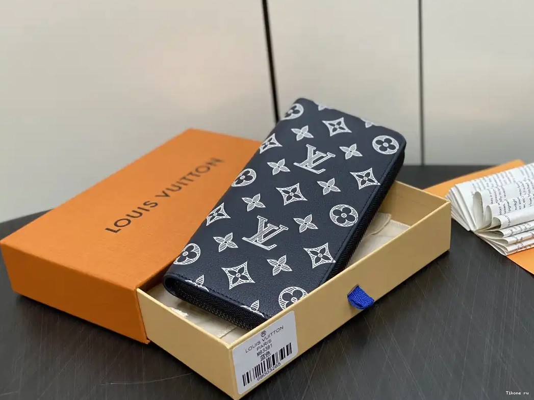 Cheap LOUIS WALLET-10*20*2 ZIPPY cm VUITTON 0619